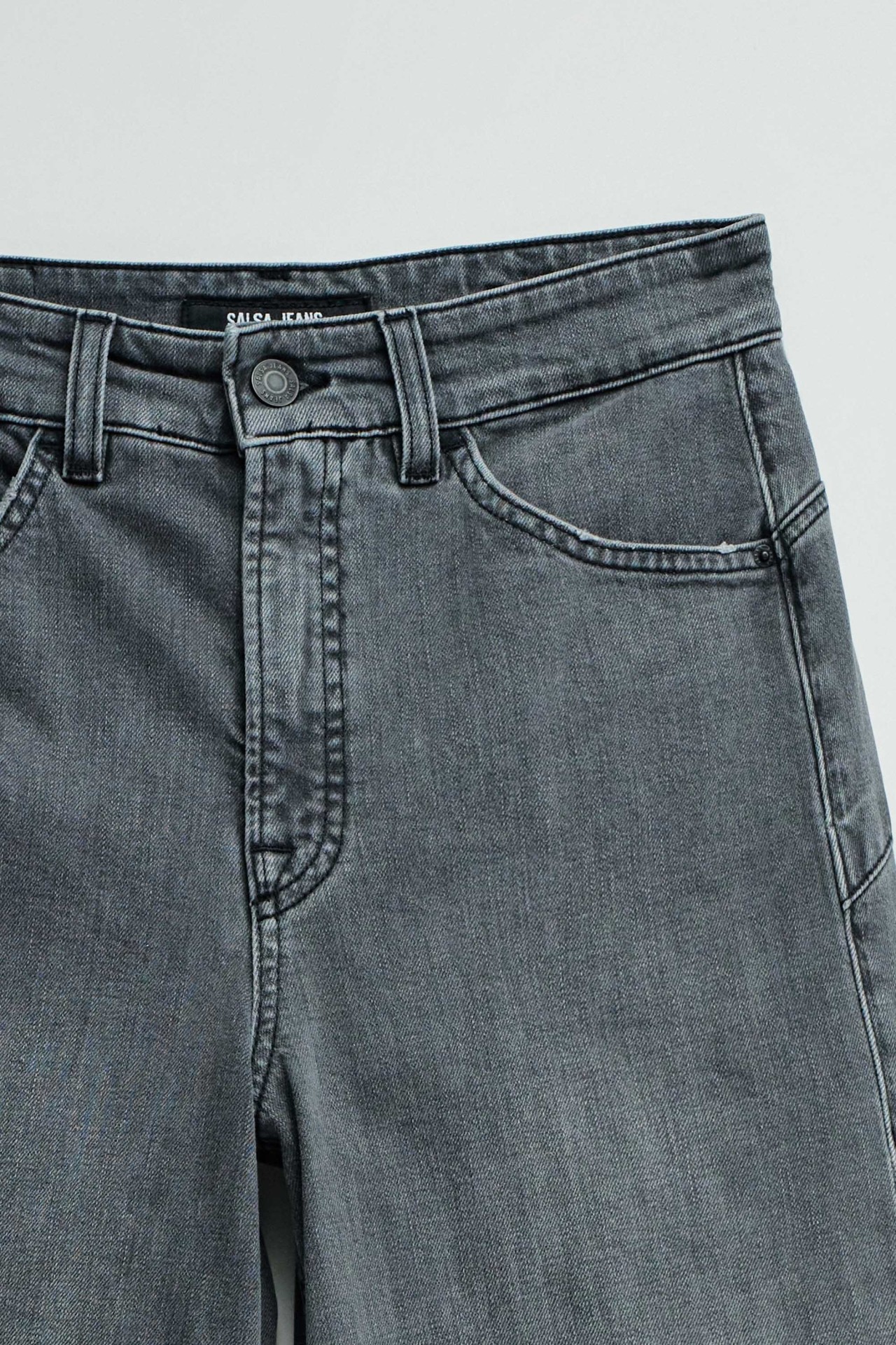 FAITH PUSH IN WIDE JEANS