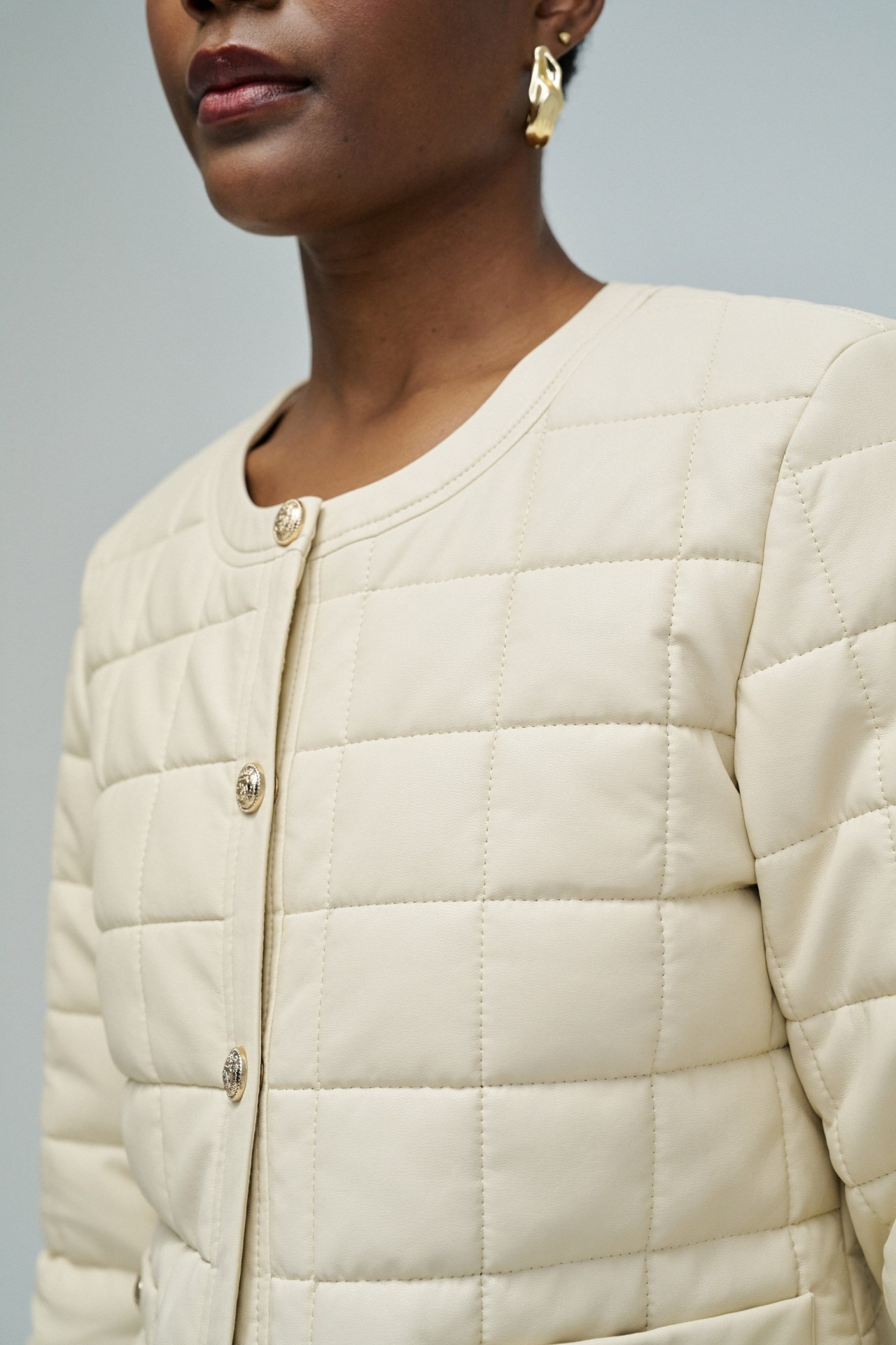 MANTEAU METALASS� EFFET CUIR