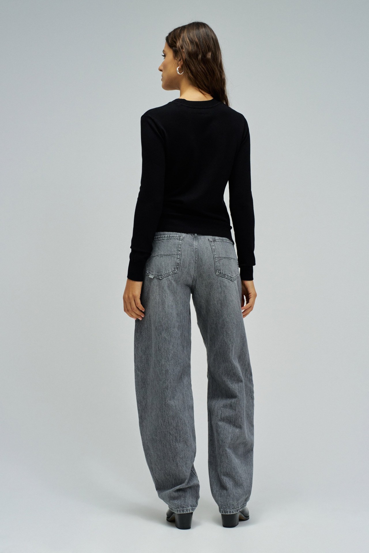 SWEATER WITH BRANDING