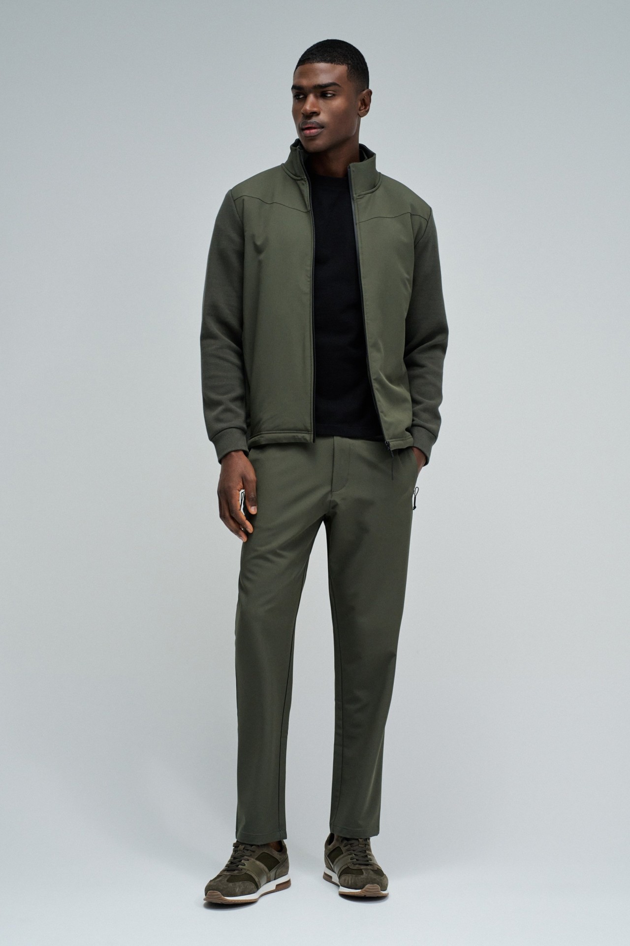 JOGGINGHOSEN AUS STOFF