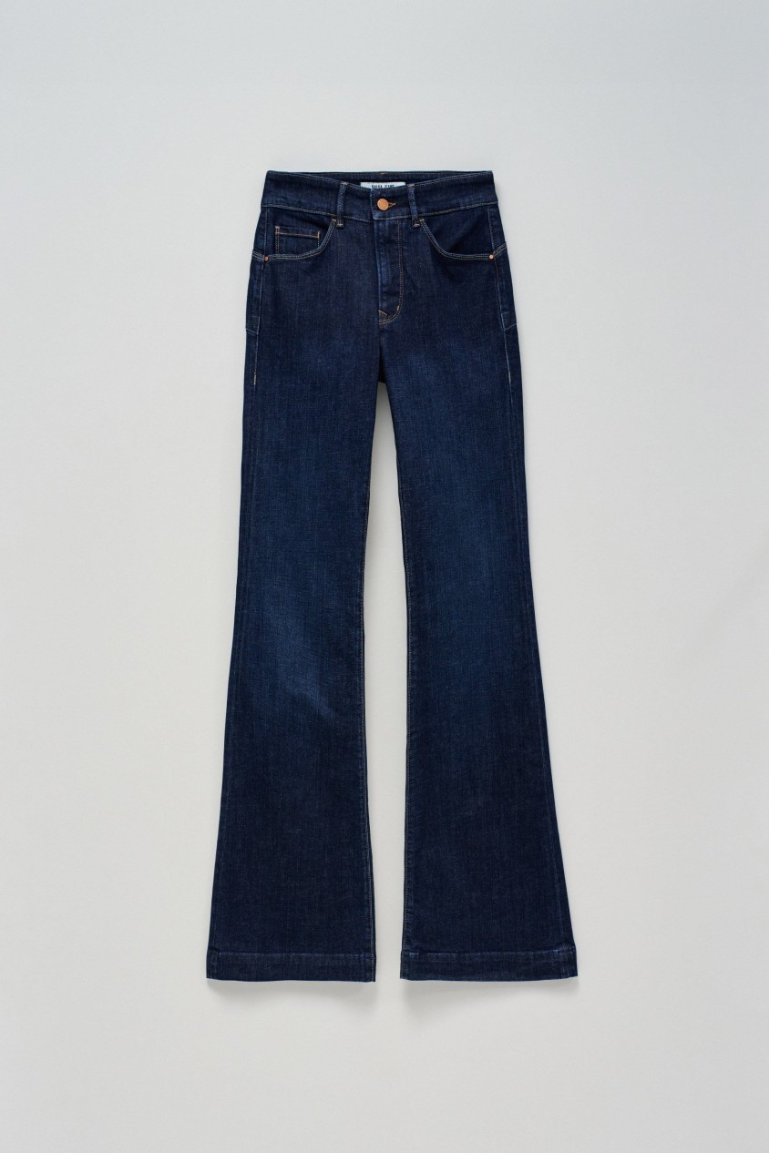 FAITH PUSH IN FLARE JEANS