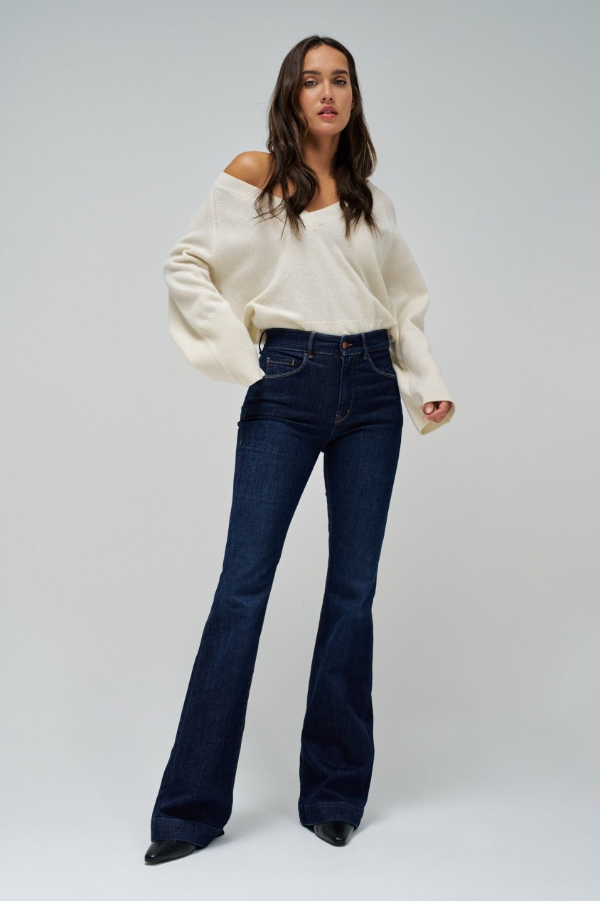 FAITH PUSH IN FLARE JEANS
