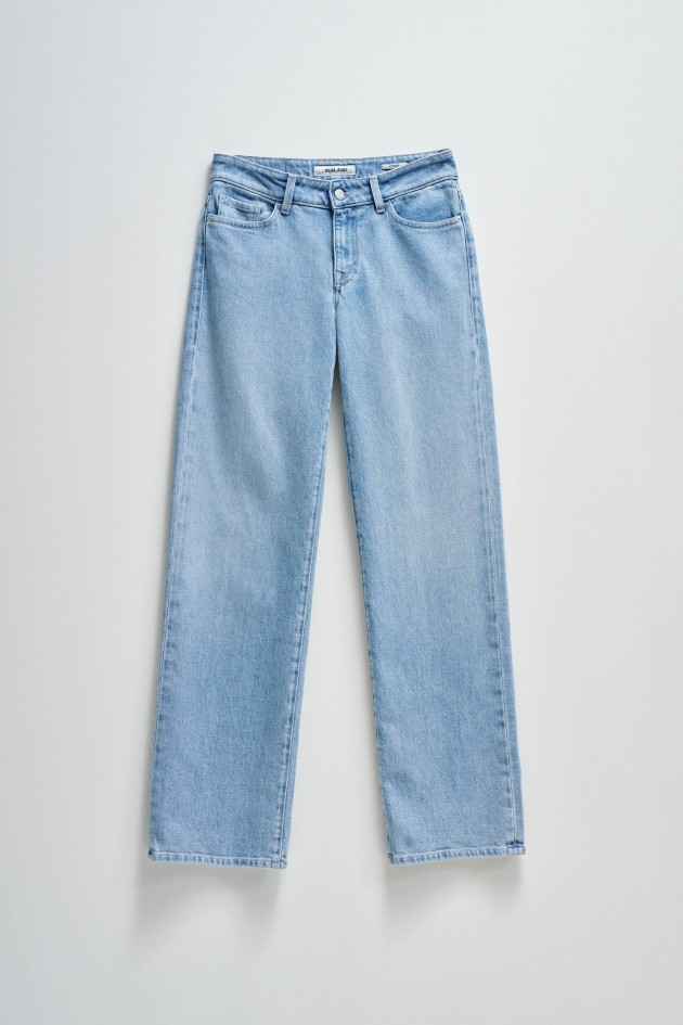 LOW RISE STRAIGHT JEANS