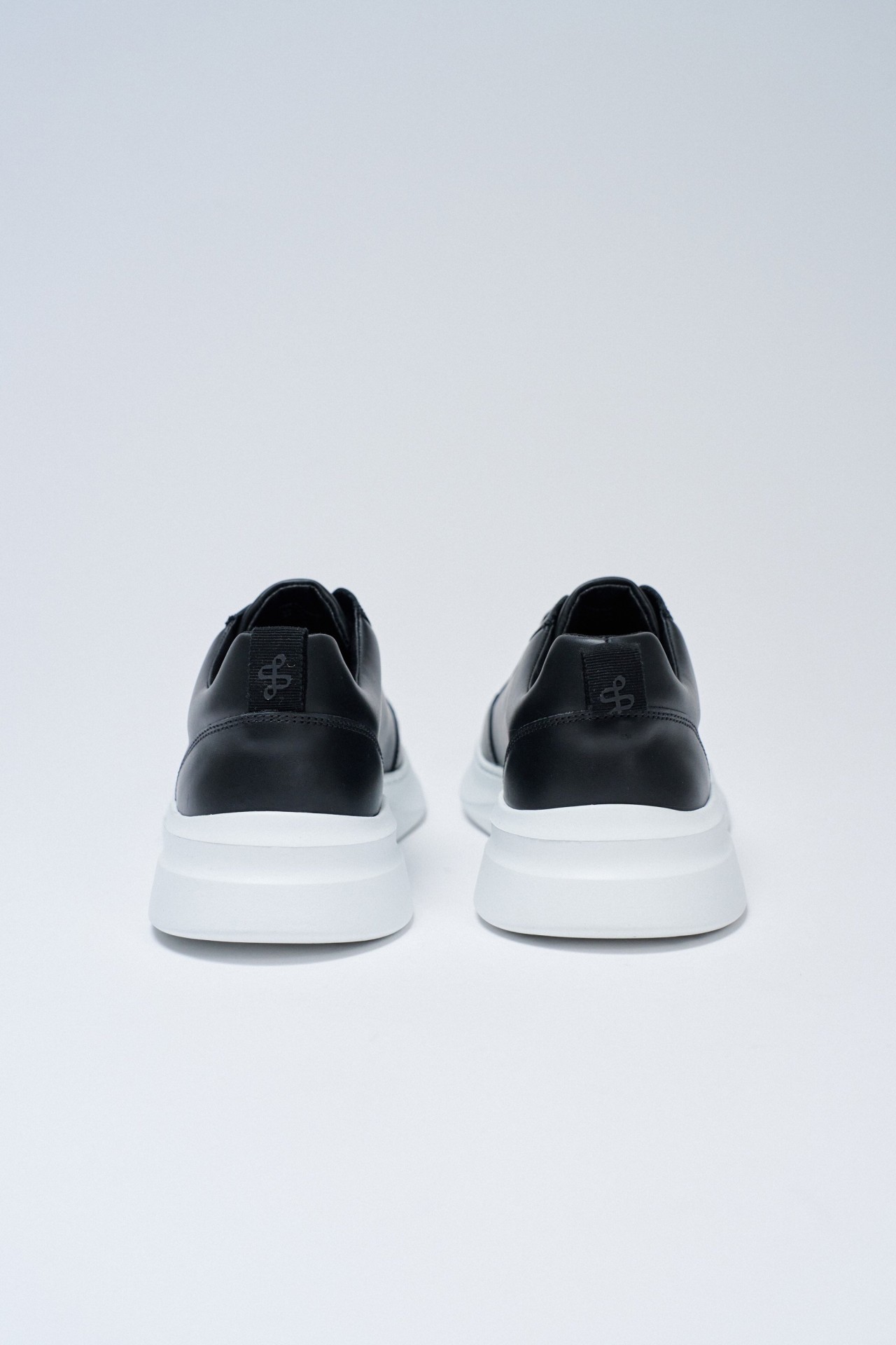 LEDER-SNEAKER