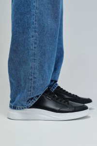 LEDER-SNEAKER