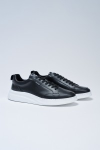 LEDER-SNEAKER