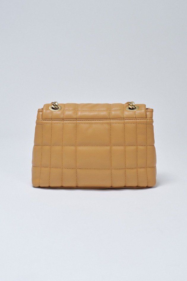 GEPOLSTERTER BEUTEL LEDEREFFEKT