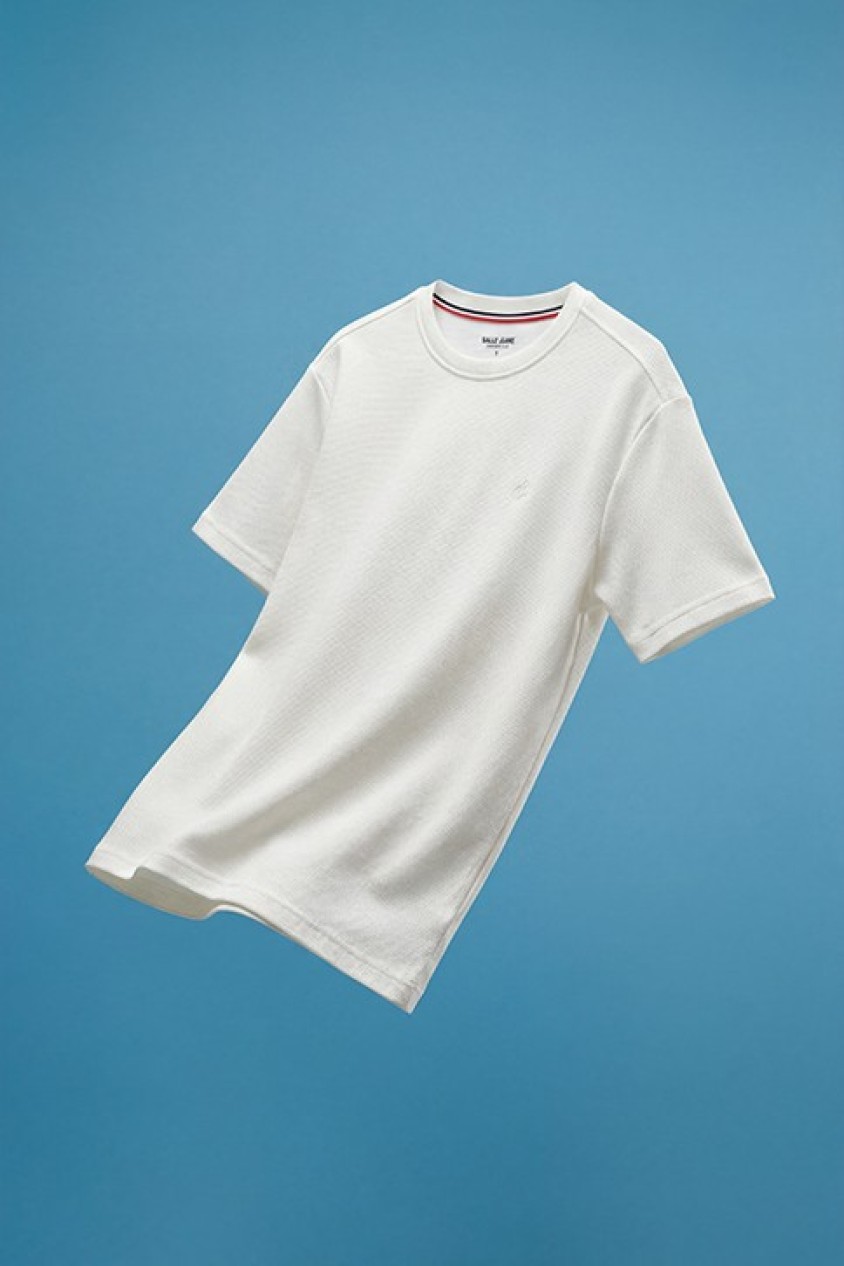 CAMISETA CON TEXTURA