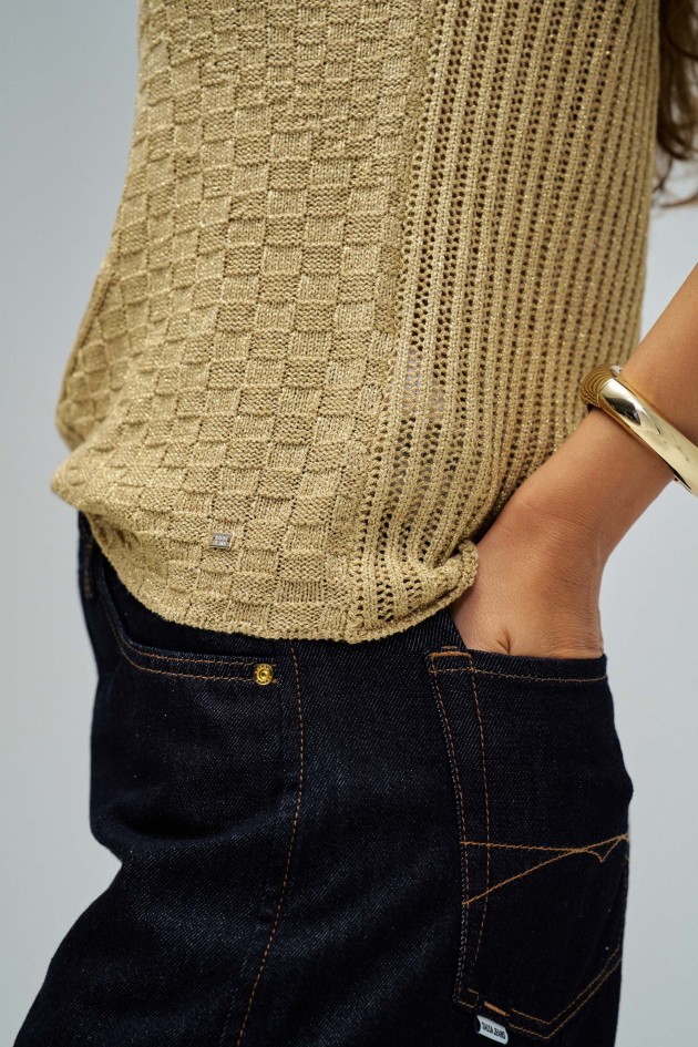 TOP IN GOLDEN MESH