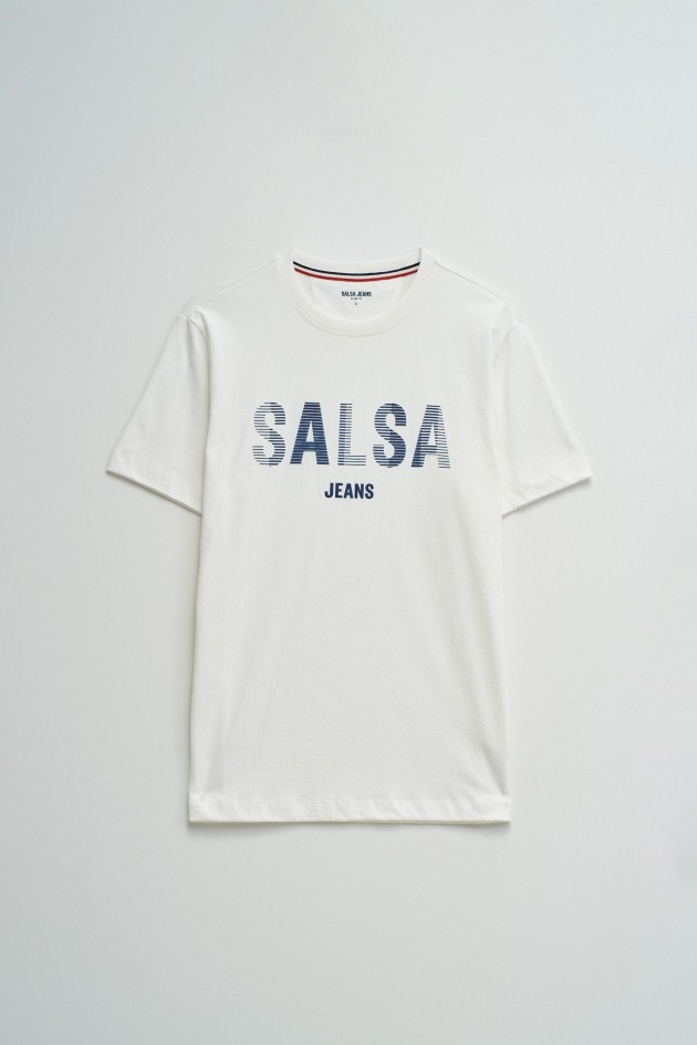 T-SHIRT MIT BRANDING