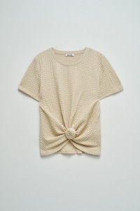 T-SHIRT TEXTUR� AVEC N?UD FRONTAL