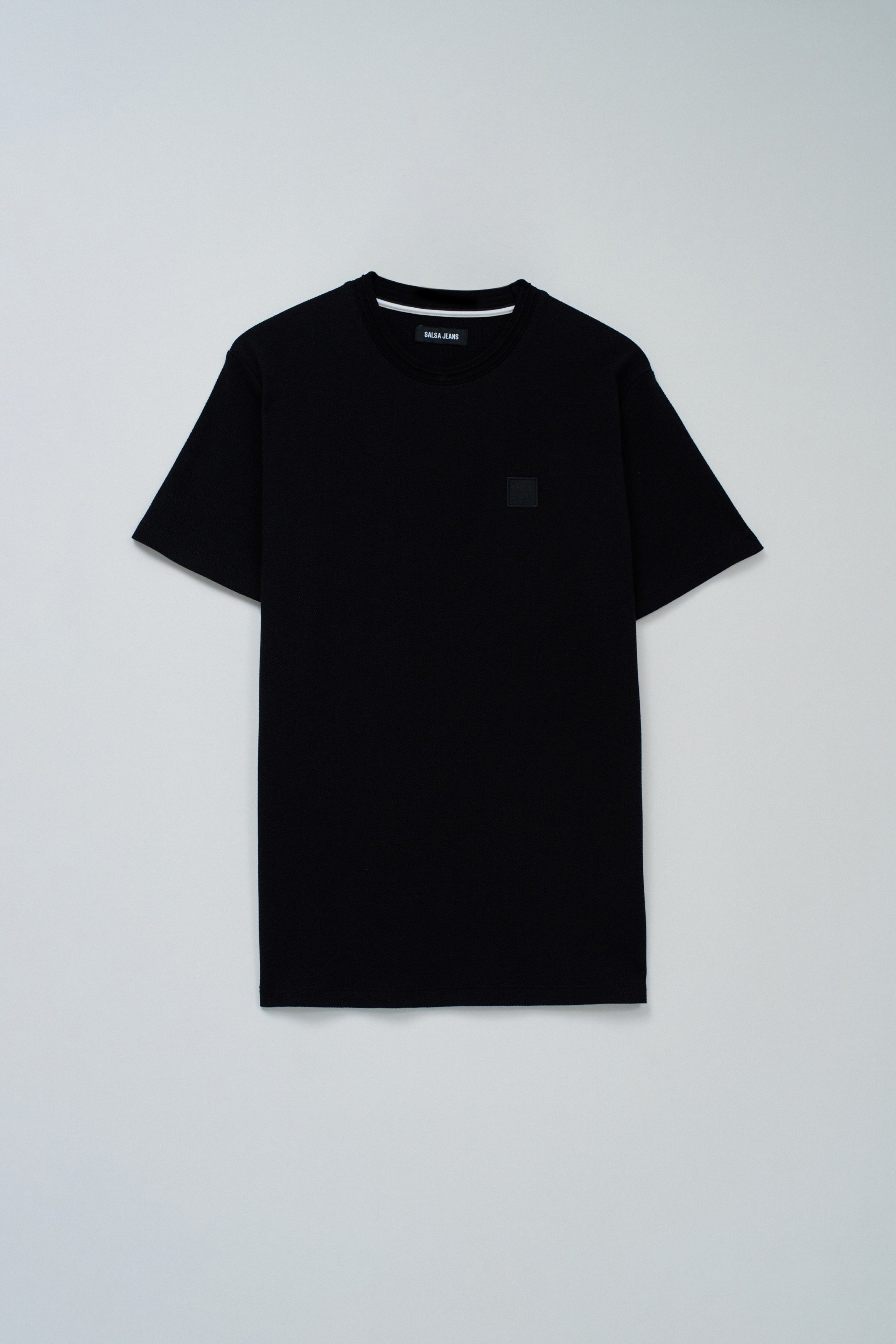 CAMISETA CON TEXTURA