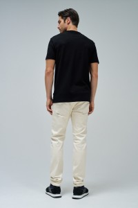 T-SHIRT WITH TEXTURE