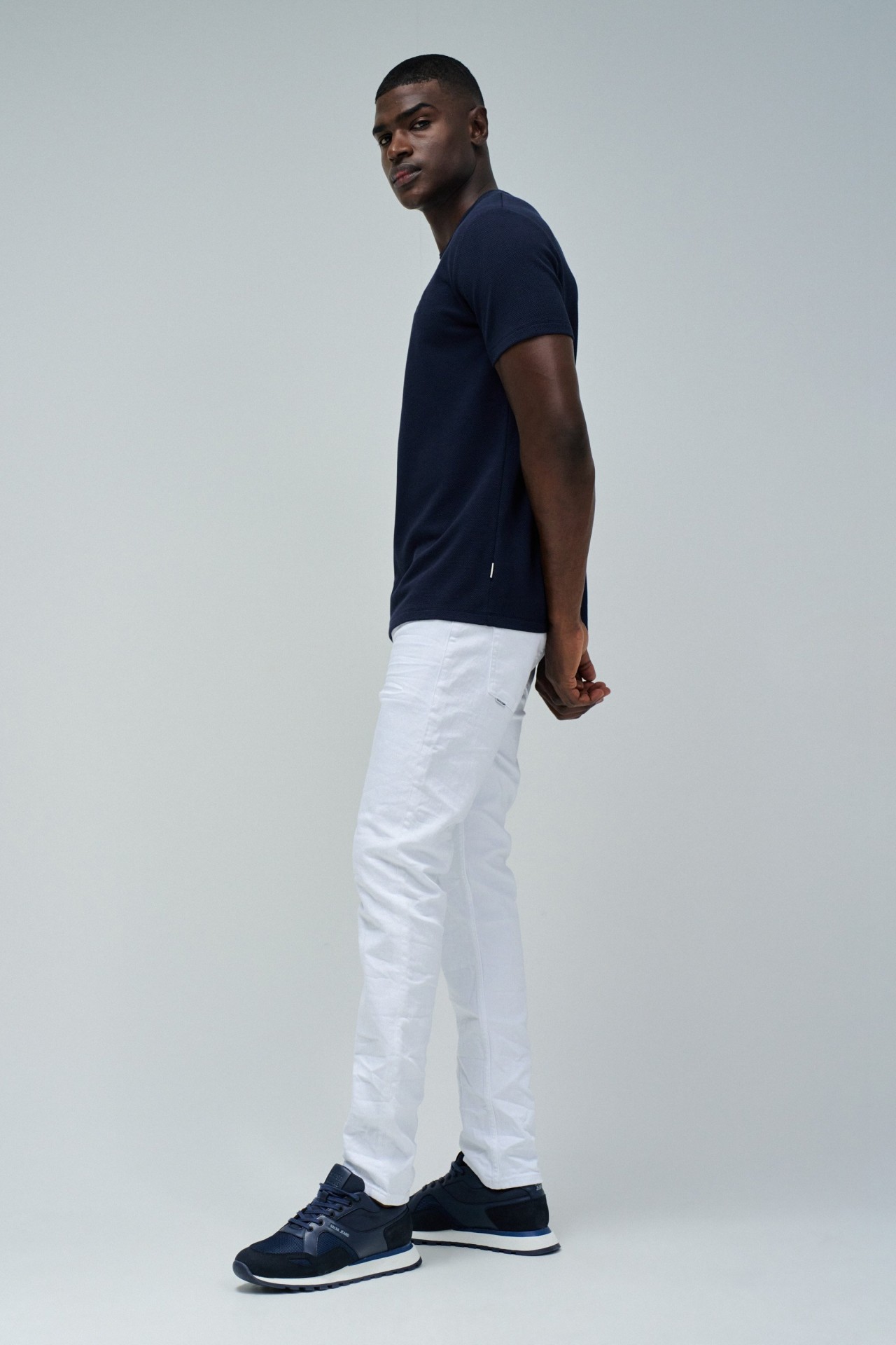 T-SHIRT WITH TEXTURE