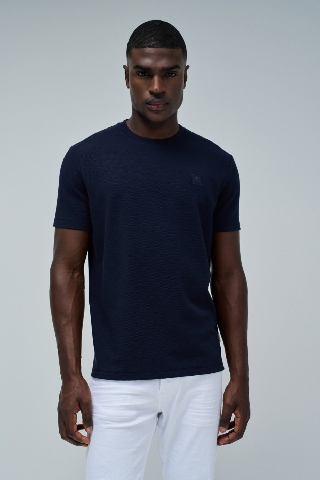 T-SHIRT AVEC TEXTURE