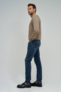 SLIM FIT JEANS