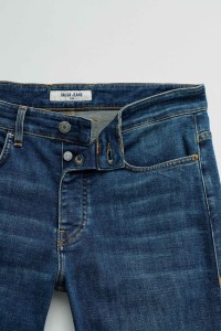 SLIM FIT JEANS