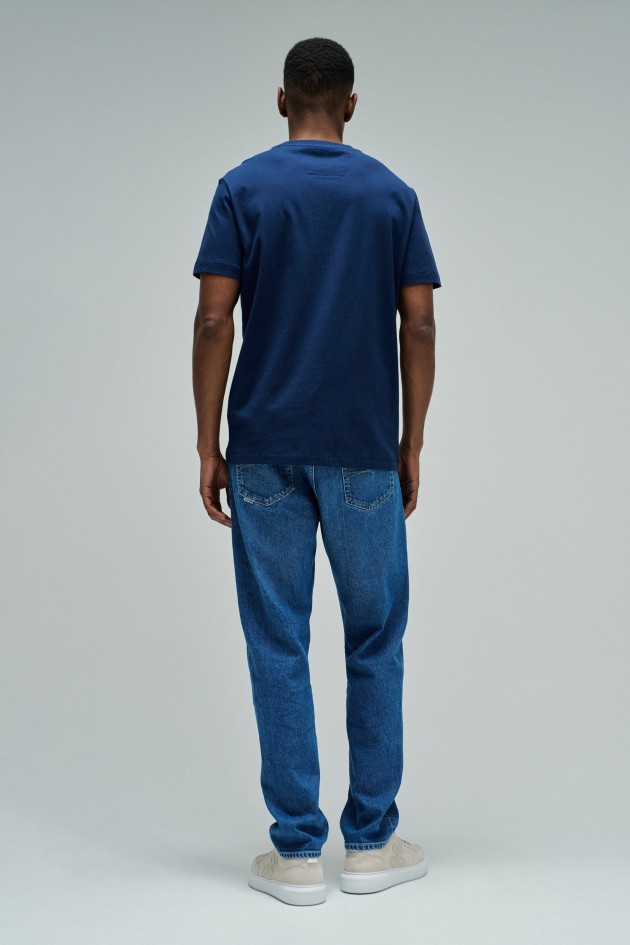 T-SHIRT AVEC BRANDING