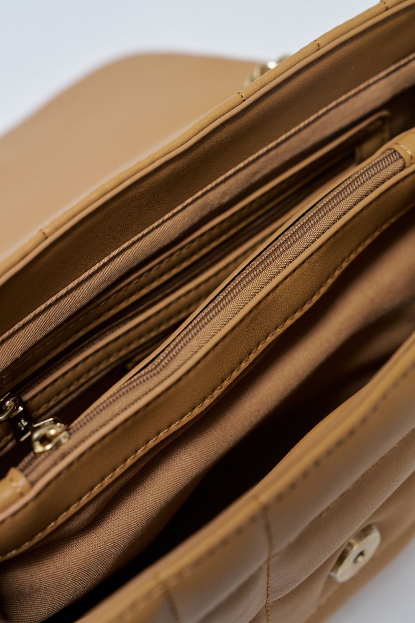 MALA ACOLCHOADA EFEITO PELE