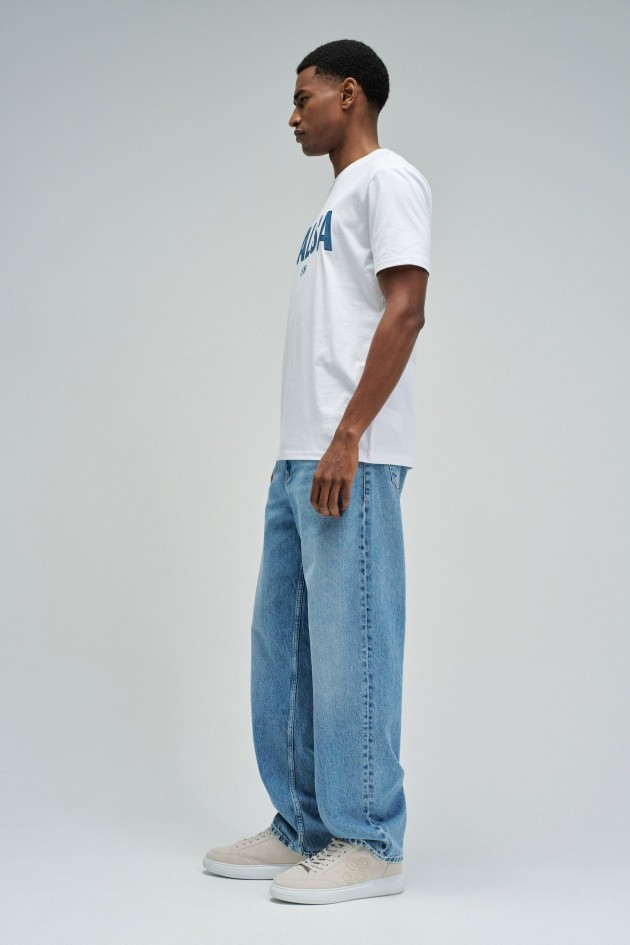 T-SHIRT AVEC BRANDING