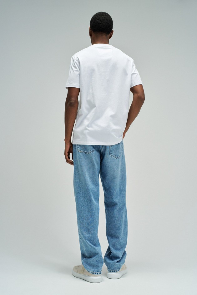 T-SHIRT AVEC BRANDING