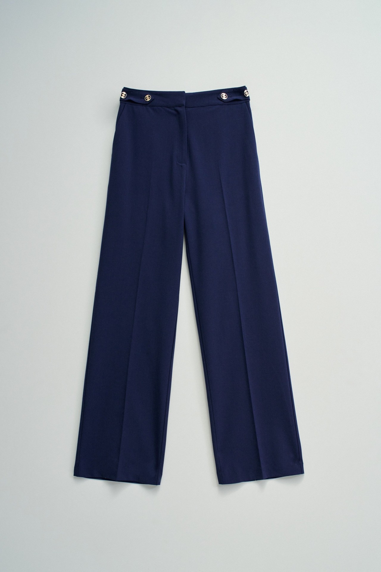 CAL�AS EM TECIDO COM PERNA STRAIGHT