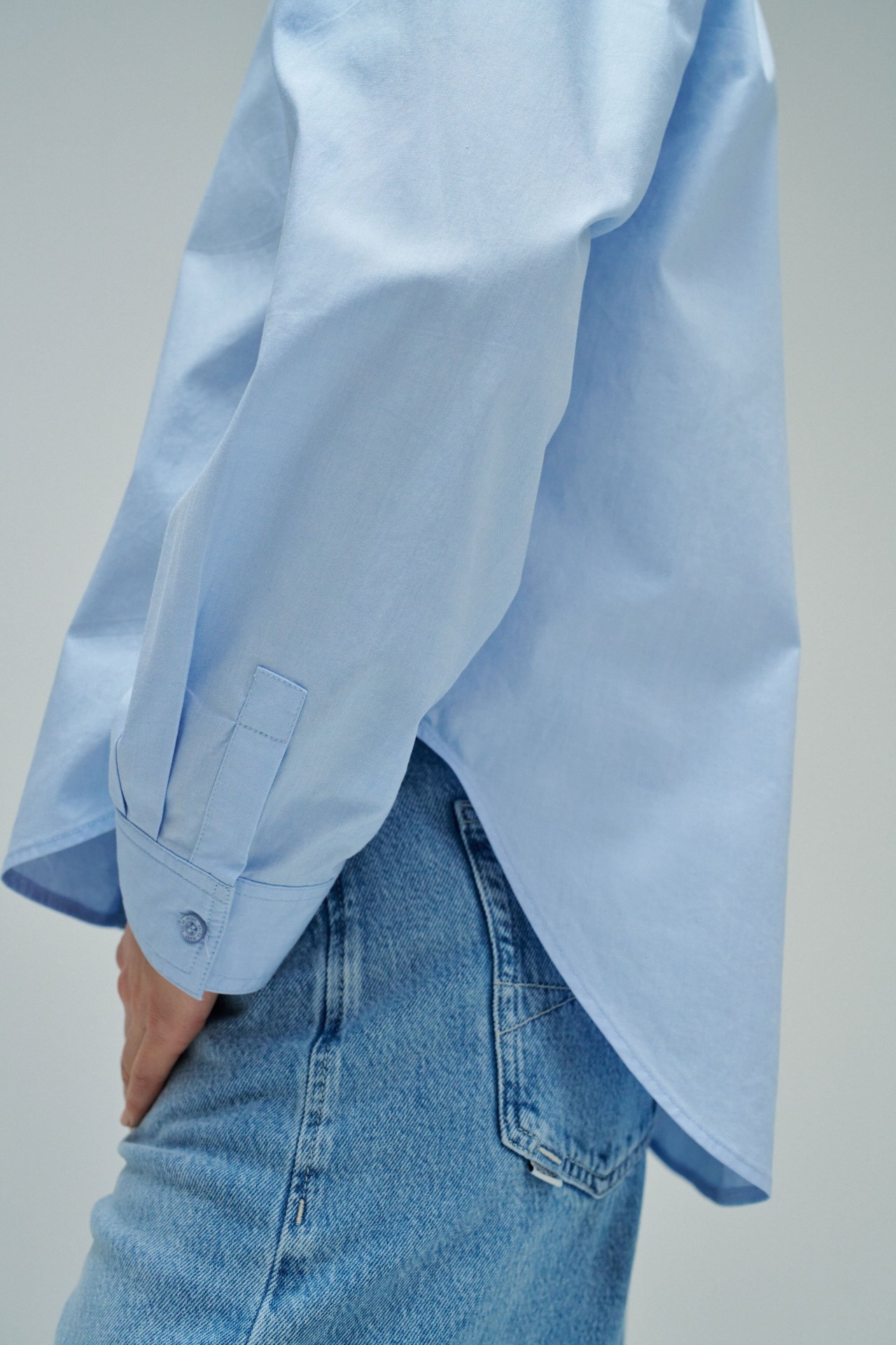 CAMISA B�SICA LOOSE FIT