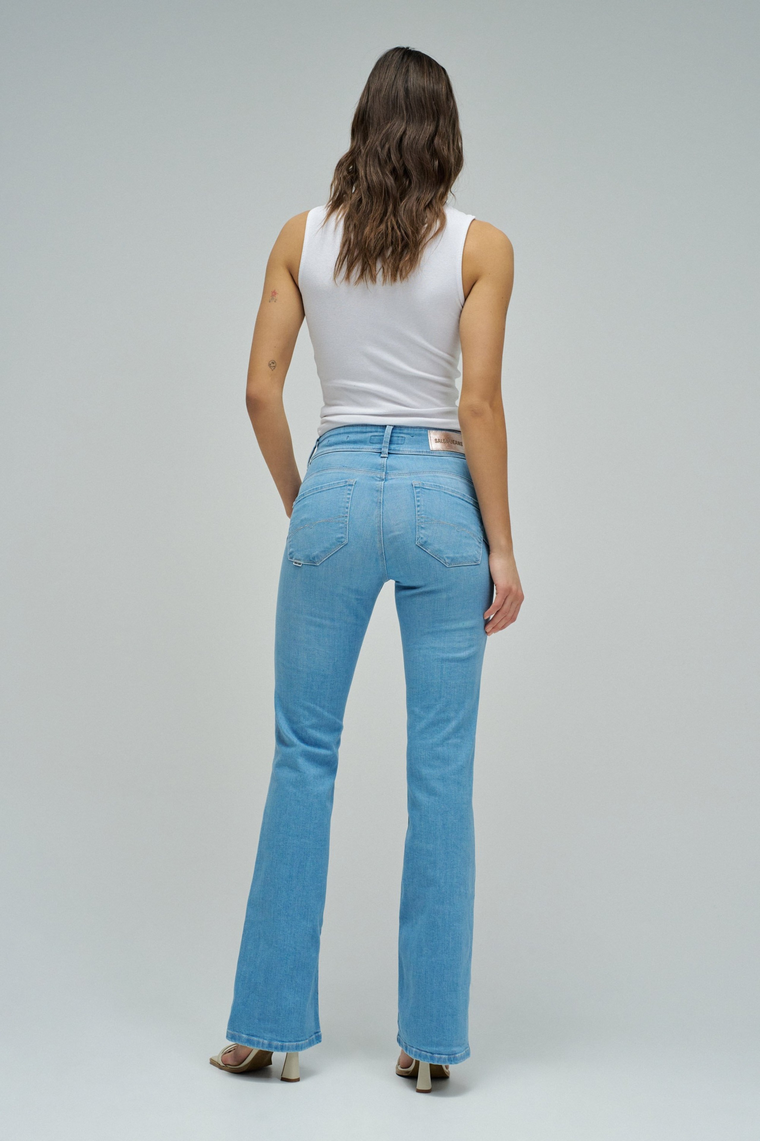 JEANS SECRET PUSH IN STRAIGHT