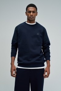 SWEATSHIRT MIT BRANDING