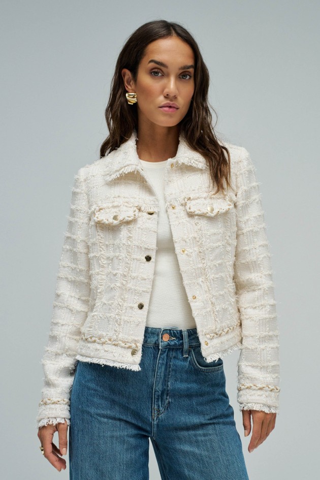 CAMISETA TEXTURIZADA CON NUDO FRONTAL