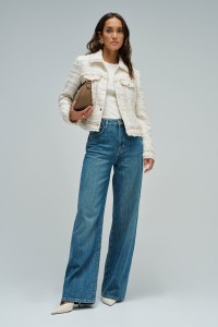 CAMISETA TEXTURIZADA CON NUDO FRONTAL