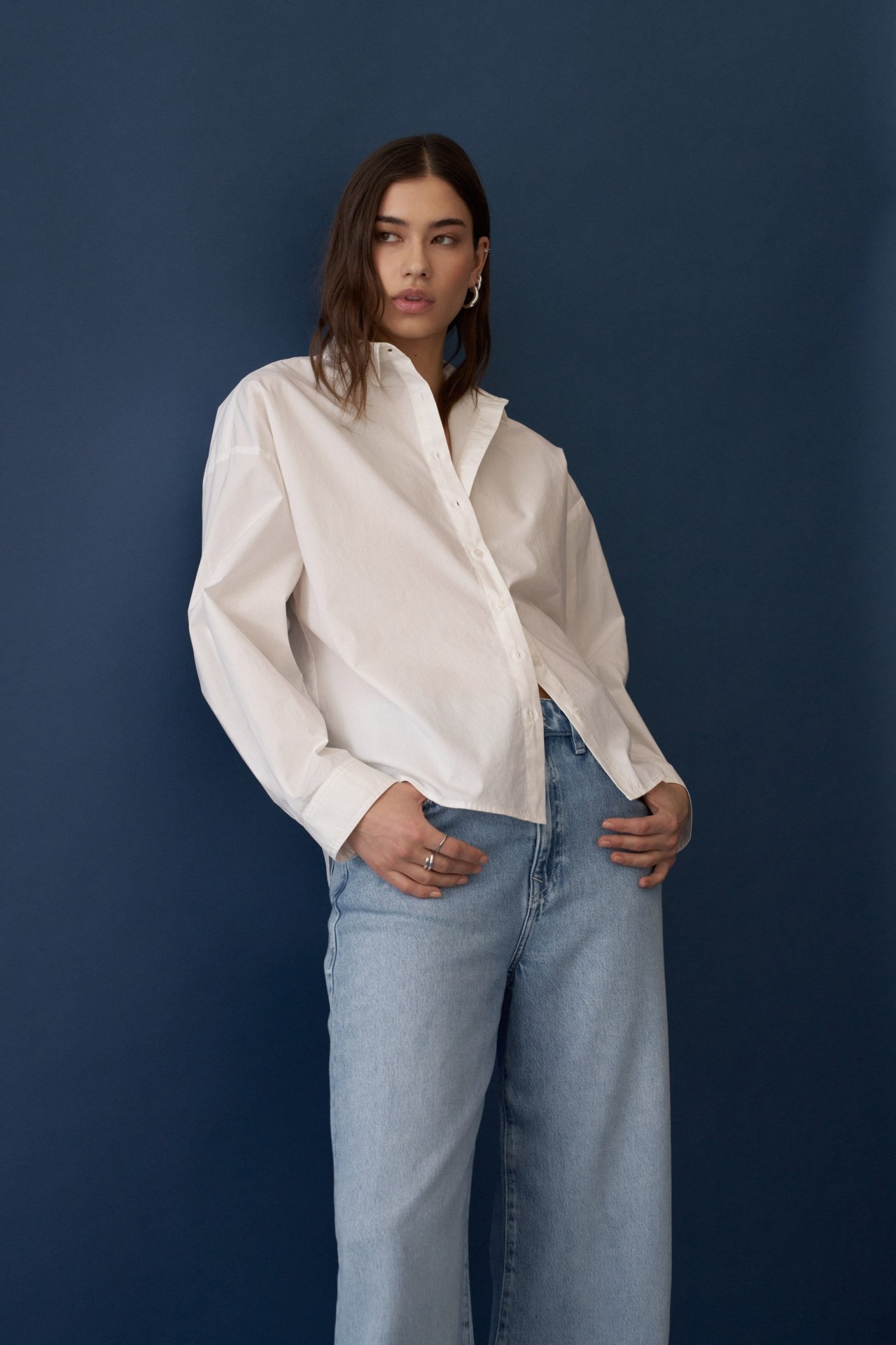 CAMISA B�SICA LOOSE FIT