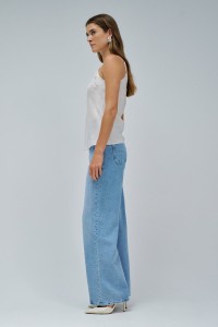 TOP SATINADO CON ENCAJE