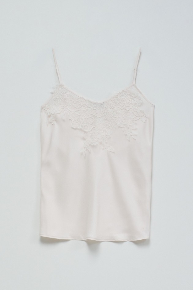 TOP SATINADO CON ENCAJE