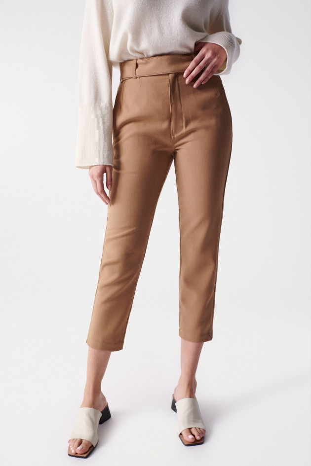 PANTALONES CHINO CROPPED SLIM