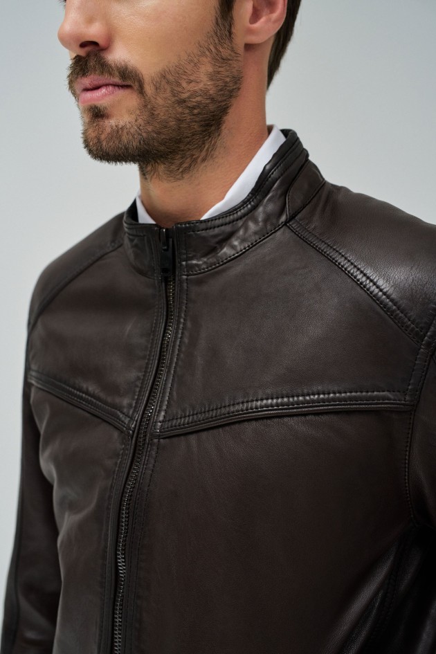 CHAQUETA DE CUERO