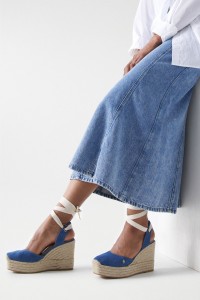 ESPADRILLES � TALON COMPENS� EN DENIM