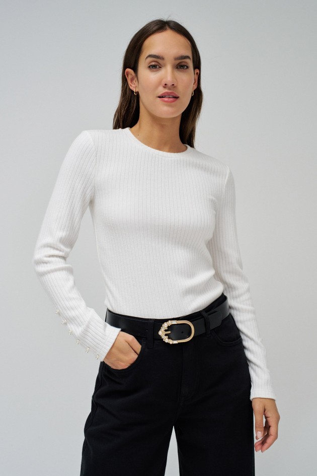FINE RIBBED KNIT SWEATER