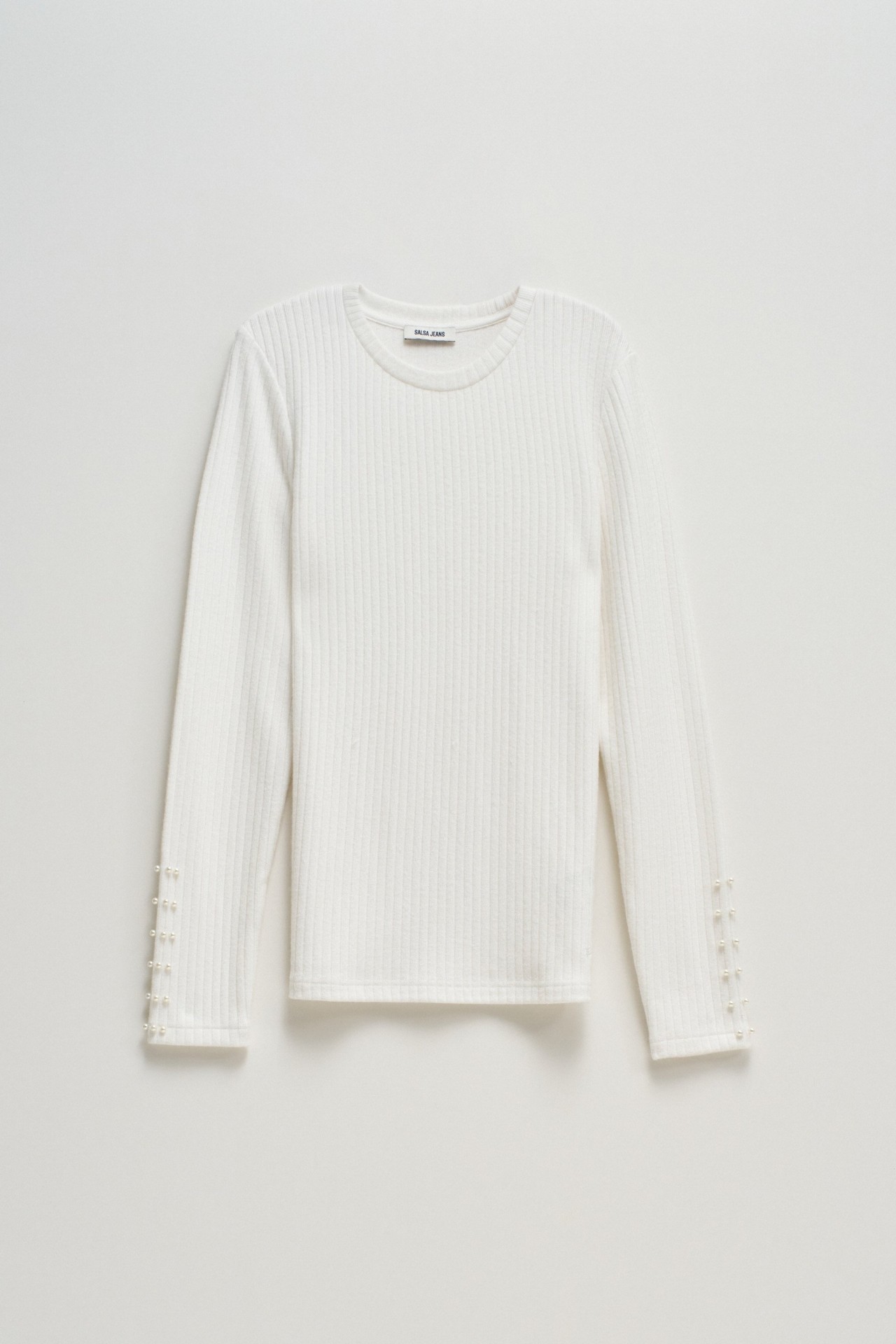 FINE RIBBED KNIT SWEATER