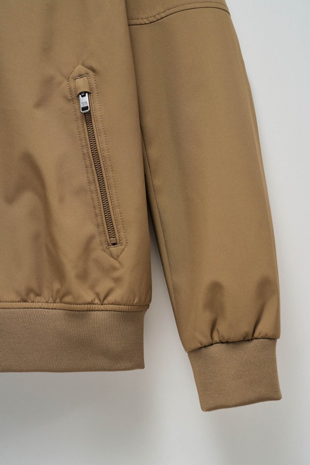 BOMBER JACKET