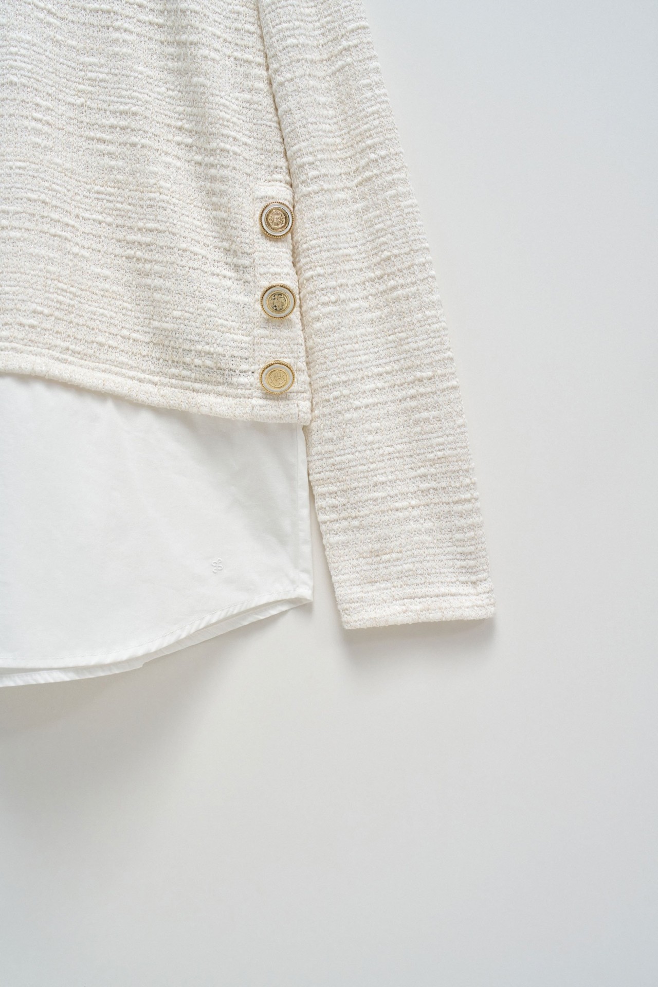 PULL AVEC CHEMISE