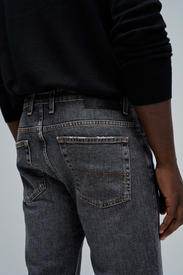 VAQUEROS SLIM FIT