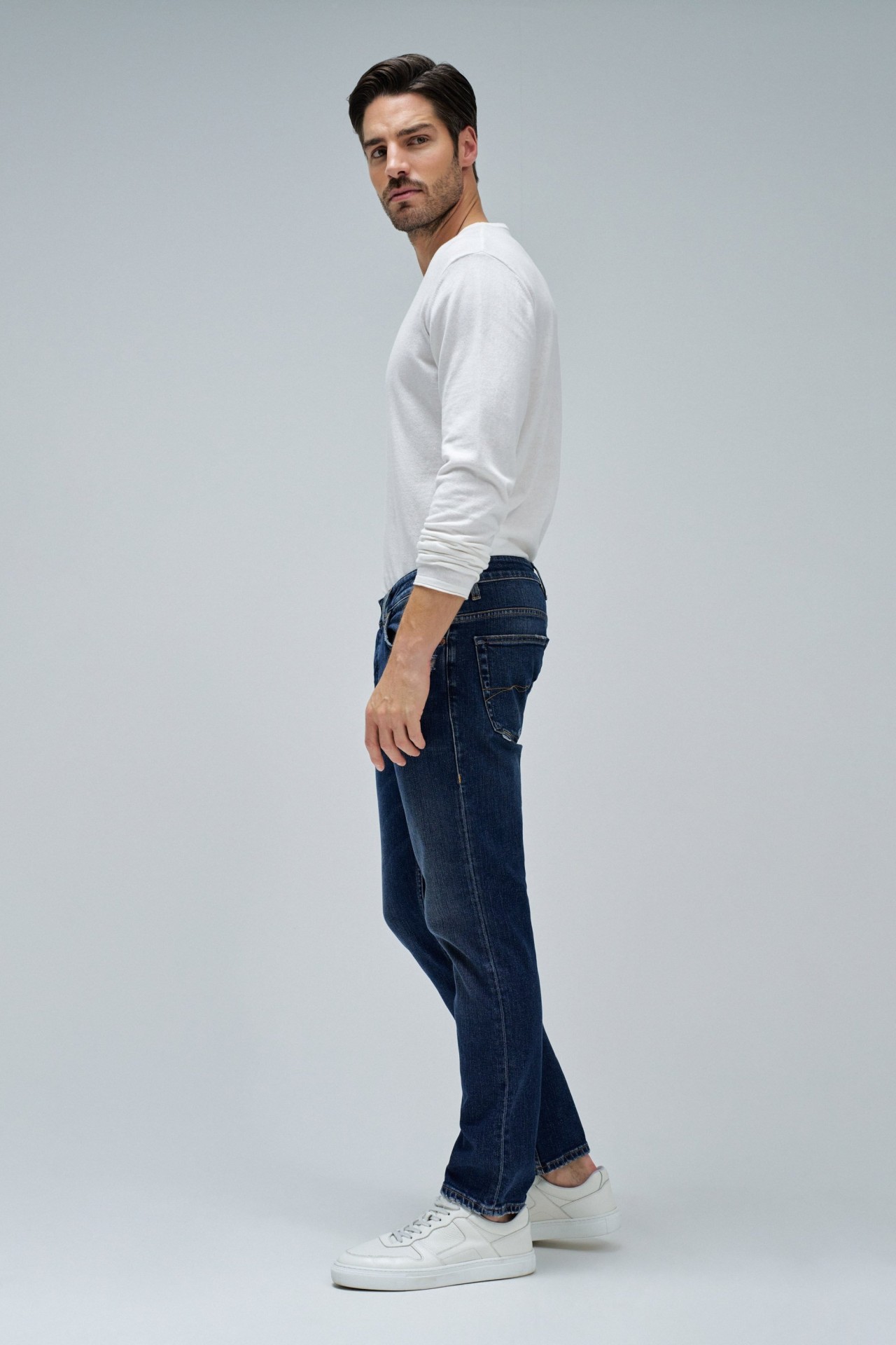 JEANS REGULAR FIT