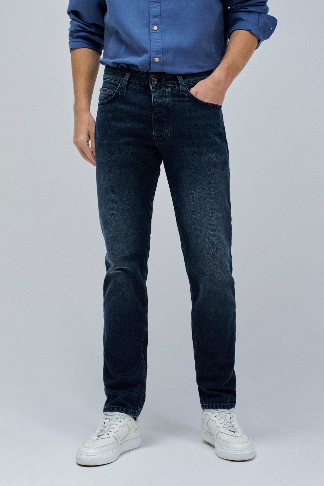 VAQUEROS REGULAR FIT S-REPEL