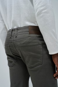 CALÇAS SLIM FIT S-ACTIV CALÇAS SLIM FIT S-ACTIV