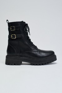 BOTAS EM PELE