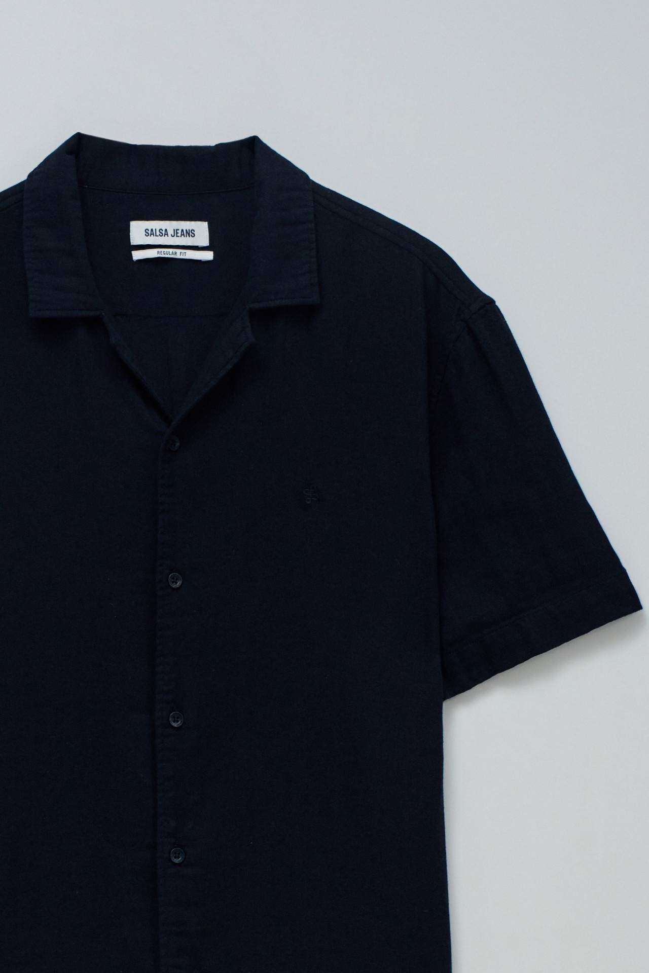 SHORT SLEEVE SHIRT