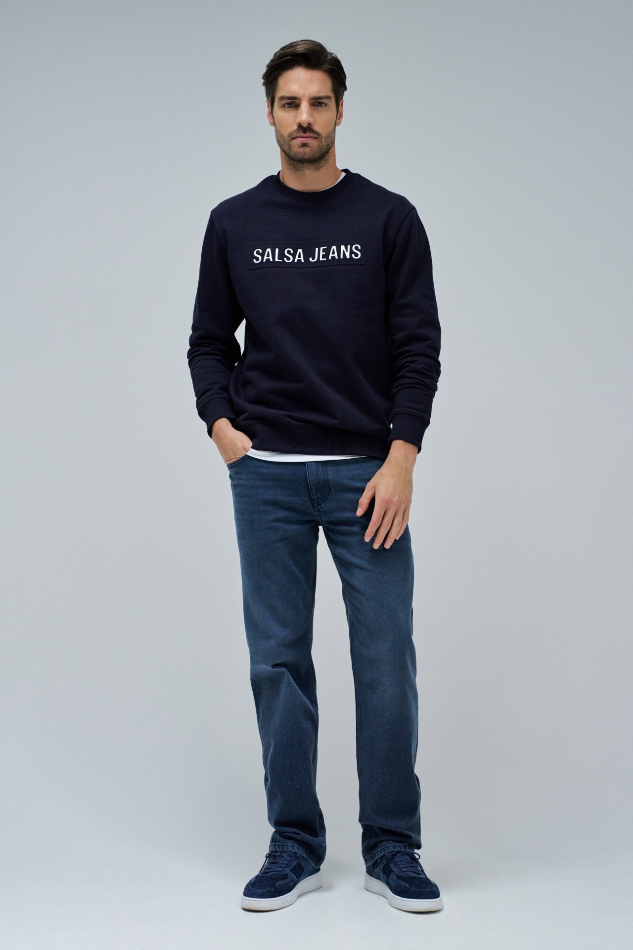 JEANS STRAIGHT FIT