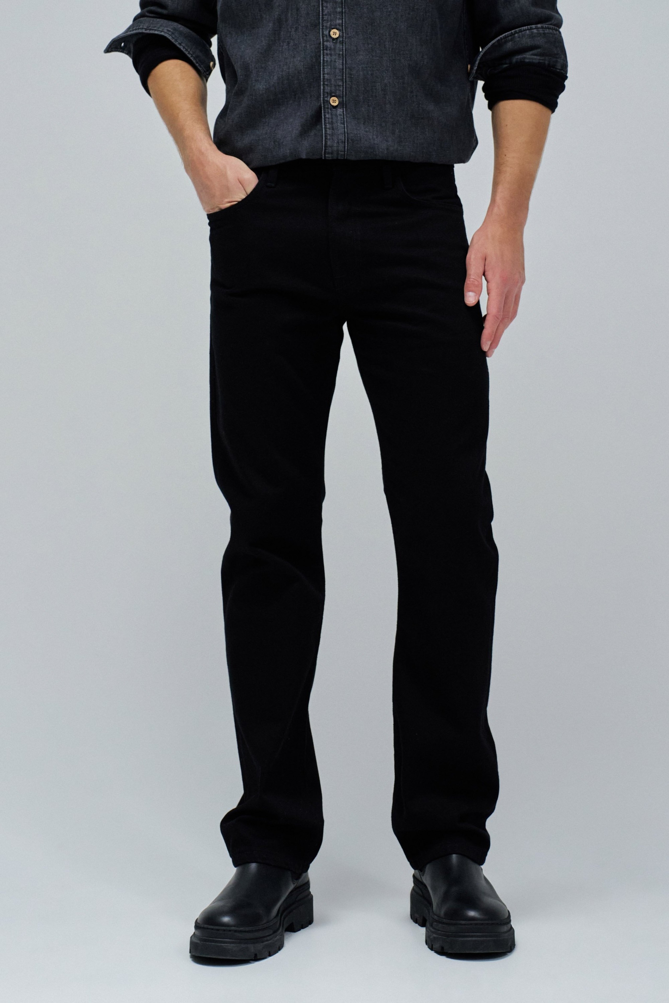JEANS STRAIGHT FIT