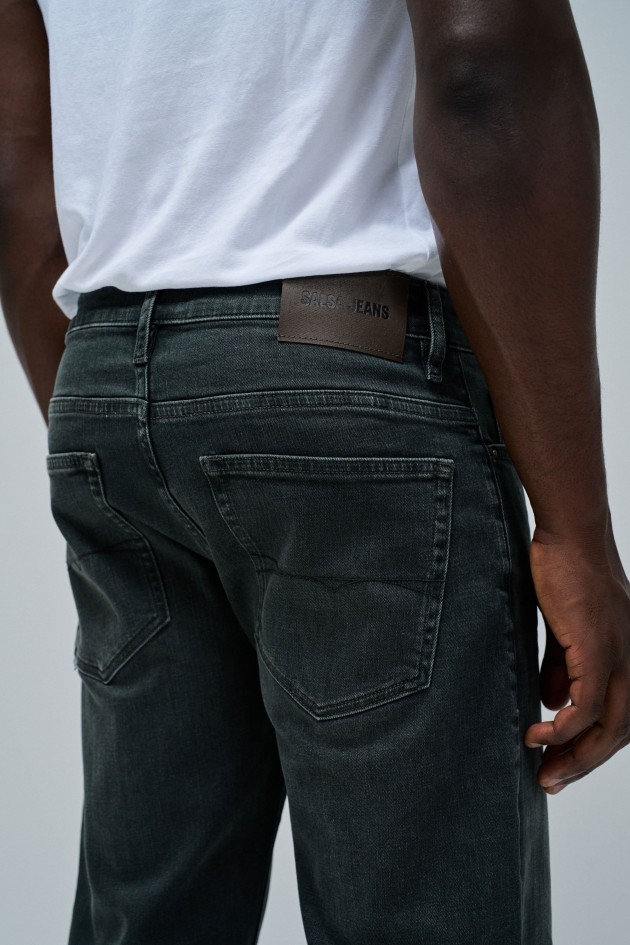 REGULAR FIT JEANS